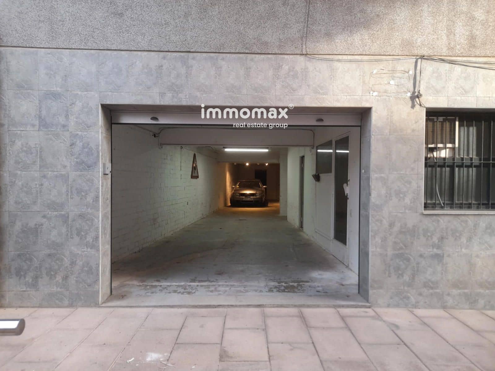 Commercial for rent in Sant Joan Despi - € 800 (Ref: 8882062)