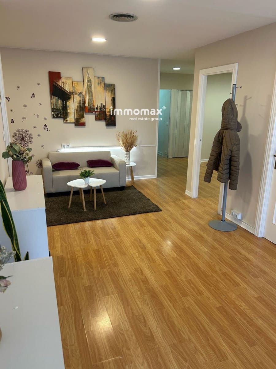 Kontor til leje i Barcelona by - € 450 (Ref: 8891928)