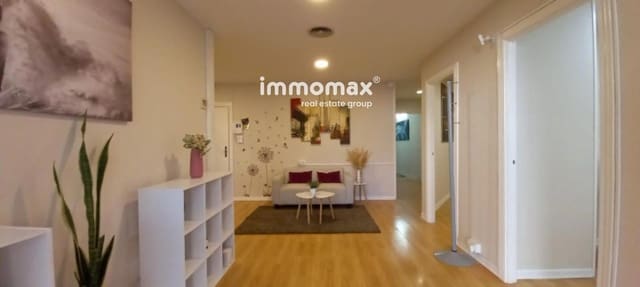 Office for rent in Les Corts, Barcelona city - € 450 (Ref: 8891928)