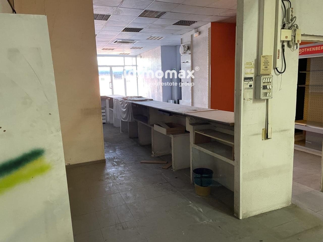 Erhverv til salg i L'Hospitalet de Llobregat - € 600.000 (Ref: 8897812)