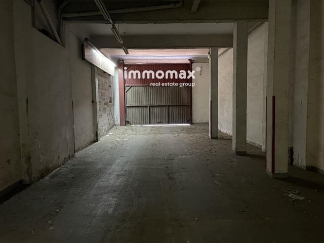 Commercieel te koop in L'Hospitalet de Llobregat - € 625.000 (Ref: 8897812)