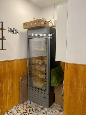 Commercial for rent in Sant Gervasi - La Bonanova, Barcelona city - € 900 (Ref: 8899652)