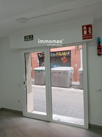 Commercial for rent in Barcelona city - € 550 (Ref: 8899653)