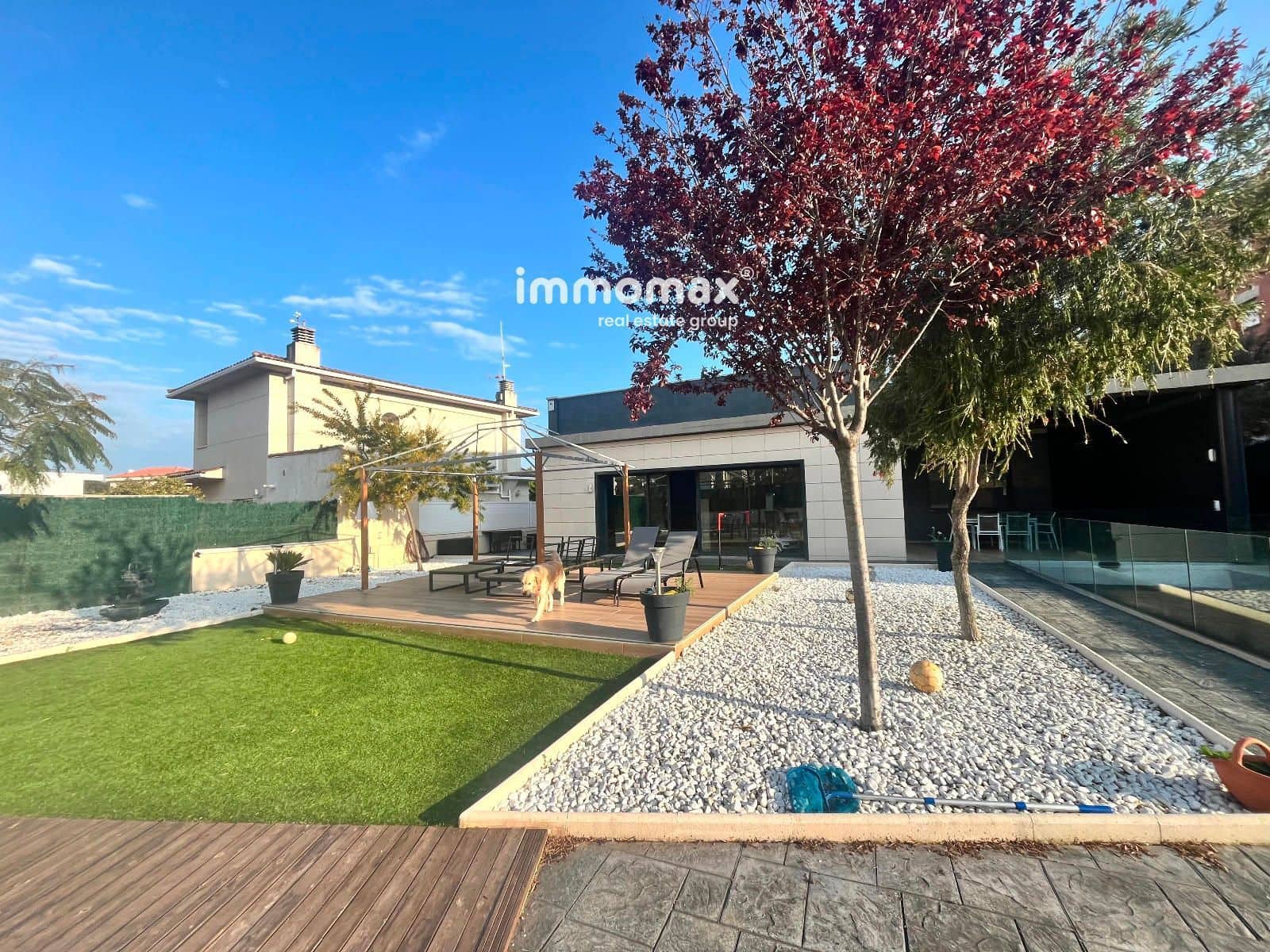 10 soveværelse Villa til salg i Vilanova i la Geltru med swimmingpool garage - € 798.000 (Ref: 8901336)