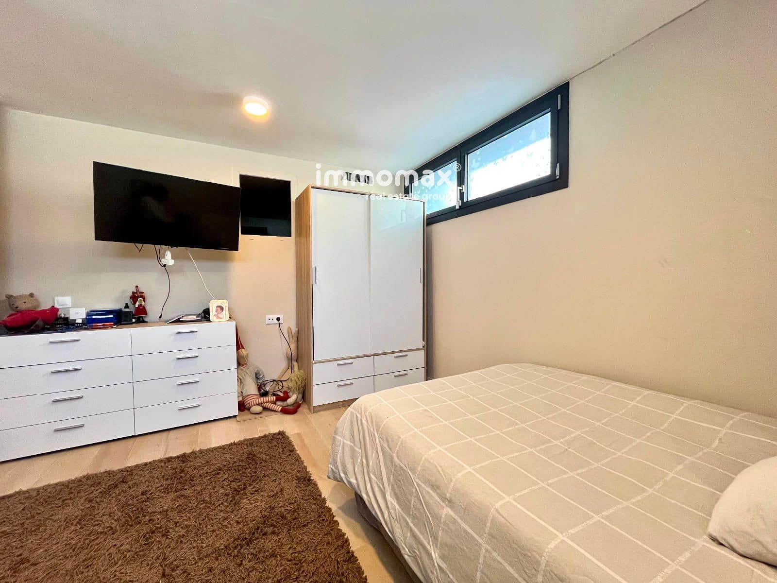 10 soverom Villa til salgs i Vilanova i la Geltru med svømmebasseng garasje - € 798 000 (Ref: 8901336)