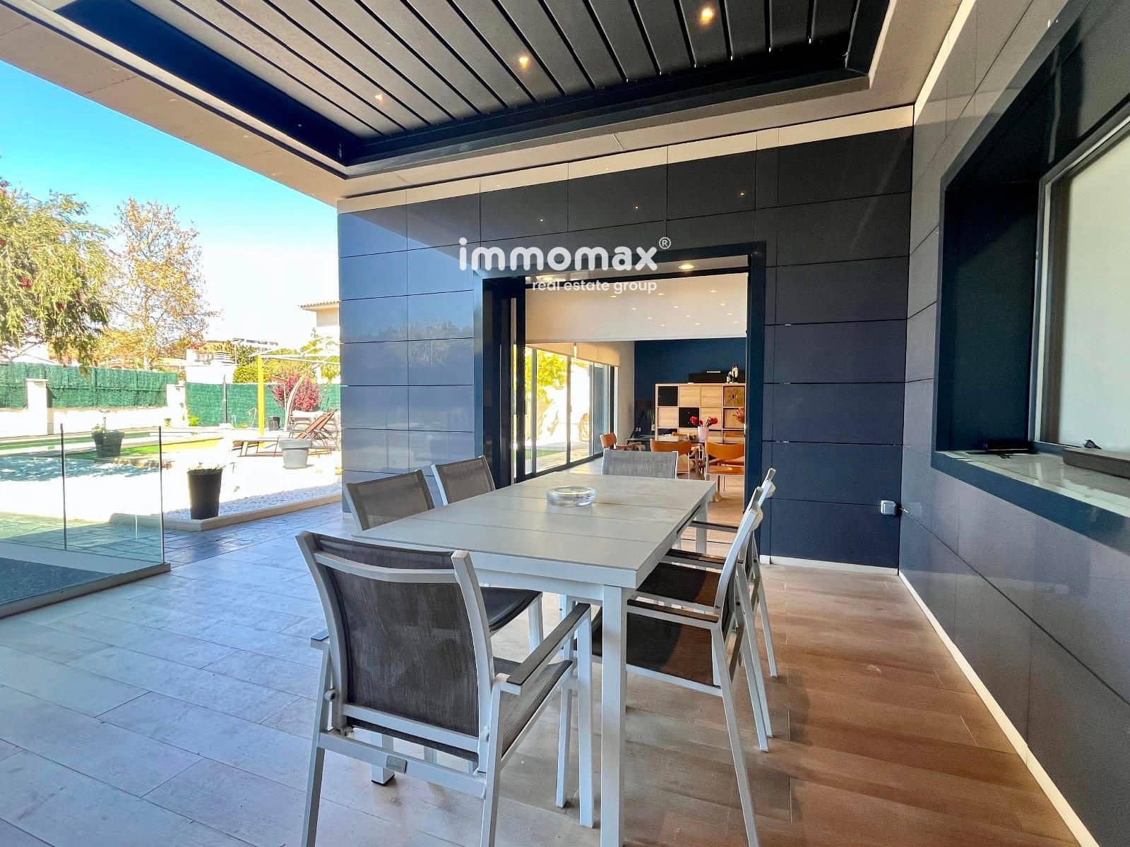 10 soveværelse Villa til salg i Vilanova i la Geltru med swimmingpool garage - € 798.000 (Ref: 8901336)