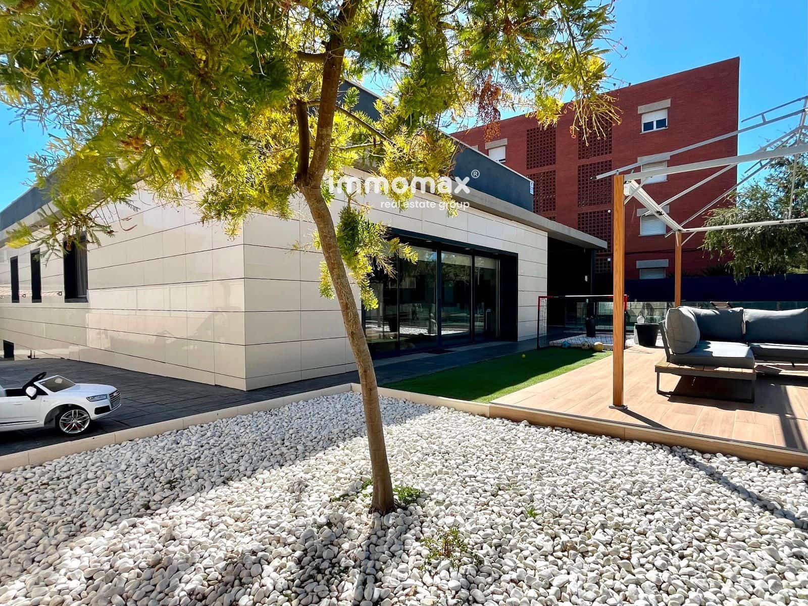 10 soveværelse Villa til salg i Vilanova i la Geltru med swimmingpool garage - € 798.000 (Ref: 8901336)