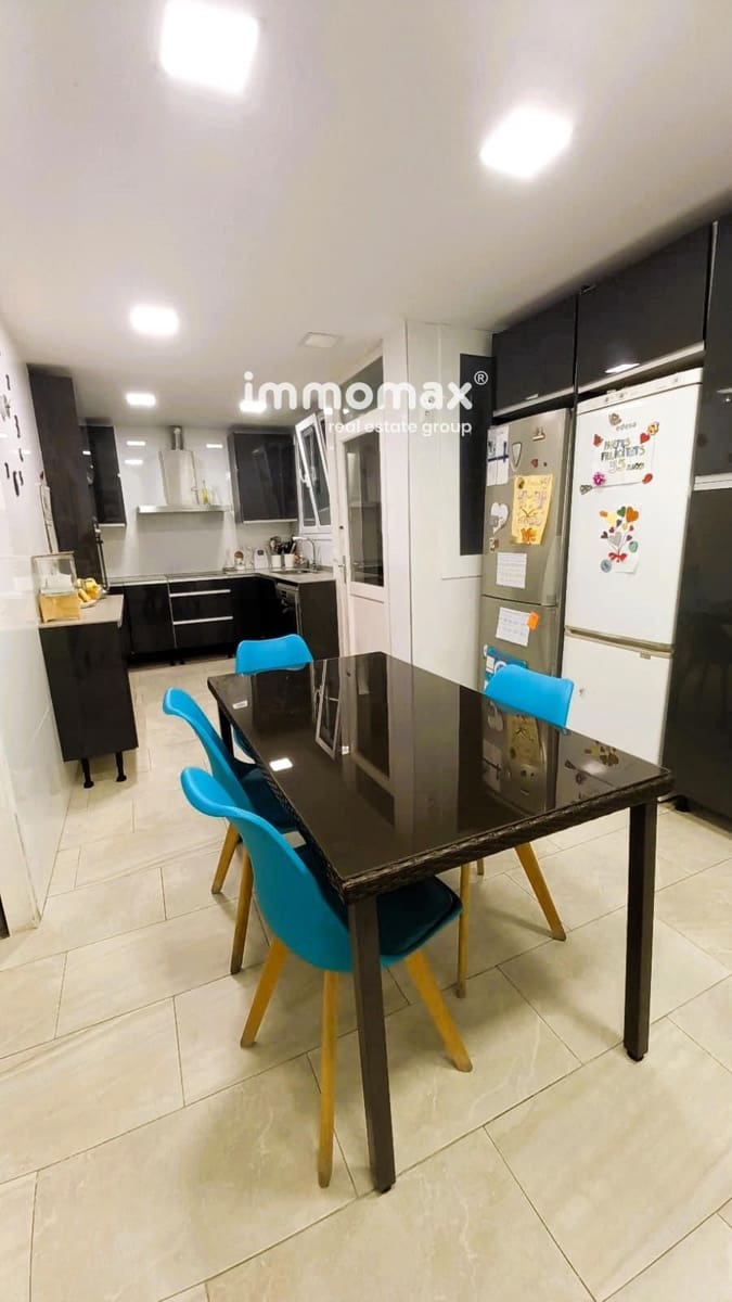 5 soveværelse Lejlighed til salg i Mataro med garage - € 495.000 (Ref: 8901562)