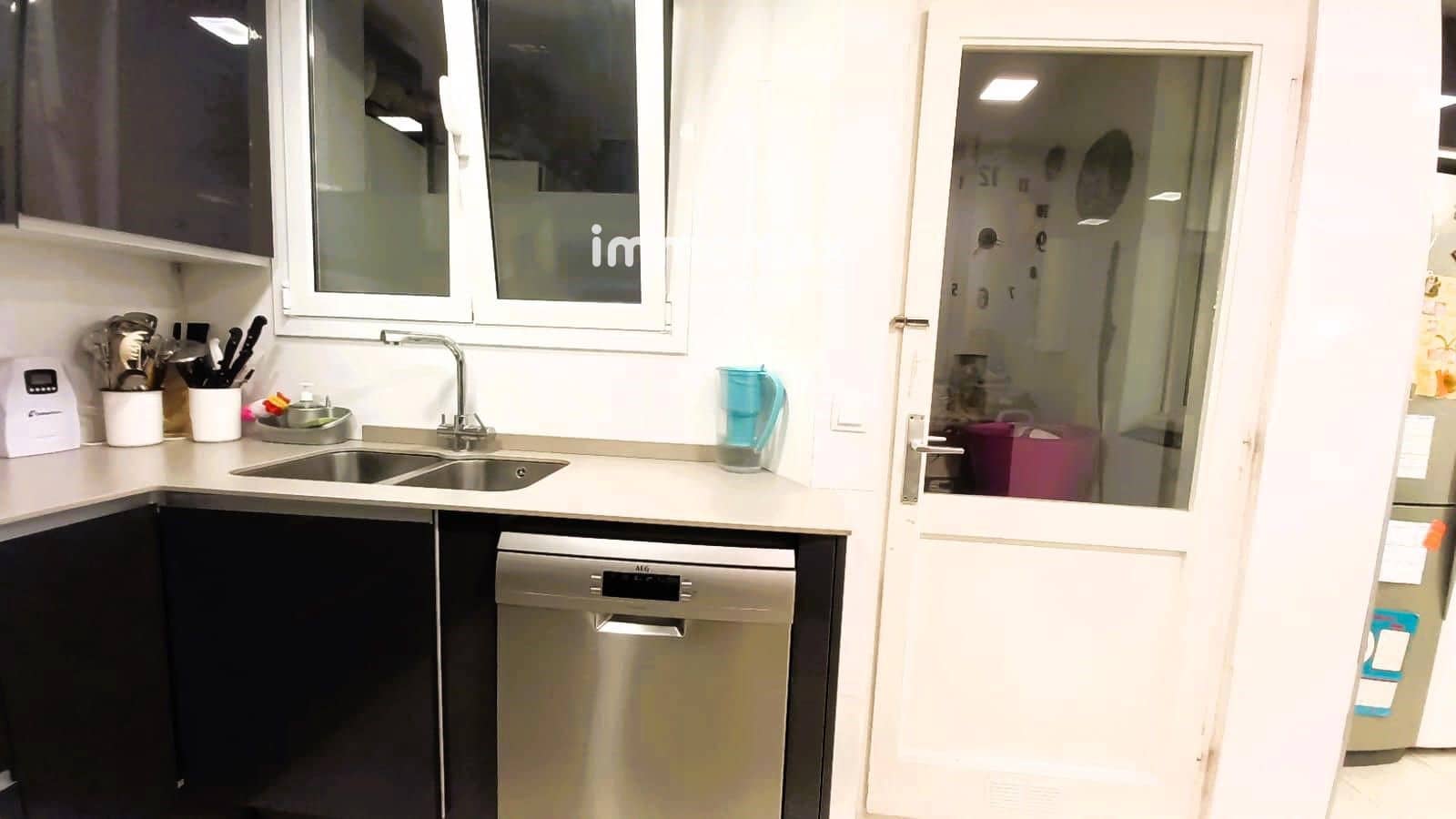 5 soveværelse Lejlighed til salg i Mataro med garage - € 495.000 (Ref: 8901562)