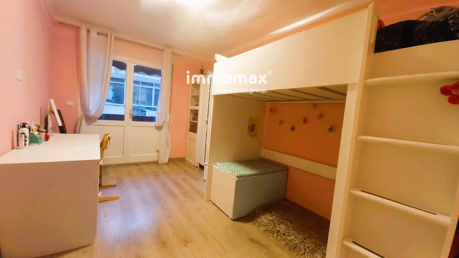 5 soveværelse Lejlighed til salg i Mataro med garage - € 495.000 (Ref: 8901562)