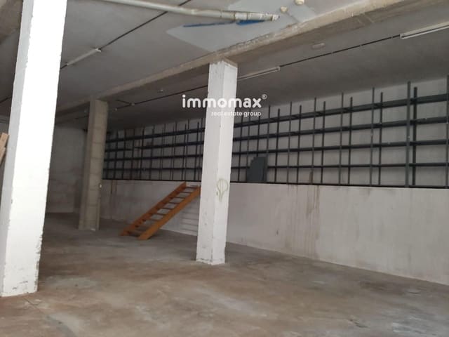 Commercial for sale in Sant Feliu de Llobregat - € 330,000 (Ref: 8911975)