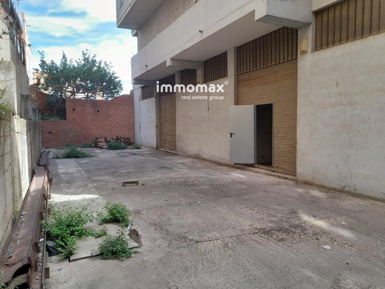 Erhverv til salg i Sant Feliu de Llobregat - € 330.000 (Ref: 8911975)