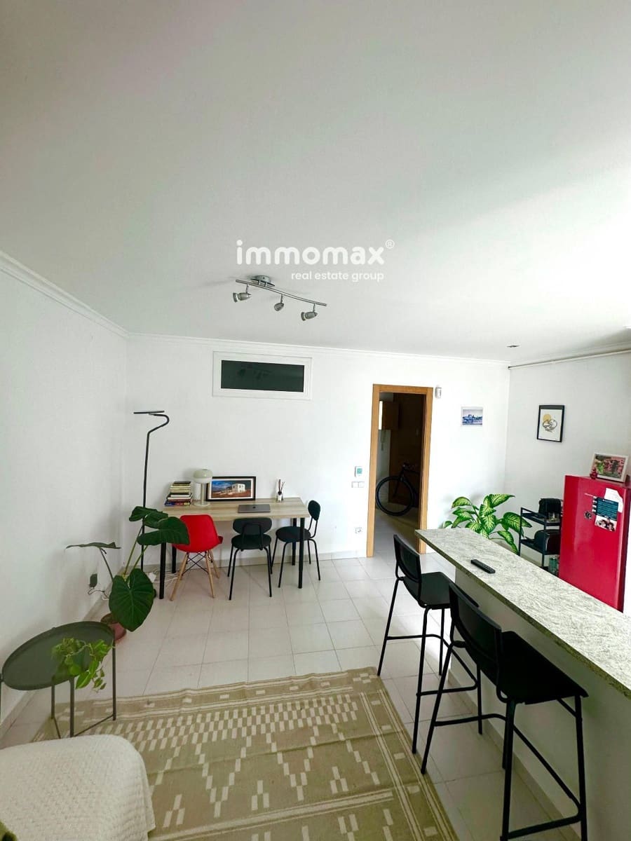 Appartement de 2 chambres à louer à Barcelone ville - 2 000 € (Ref: 8912460)