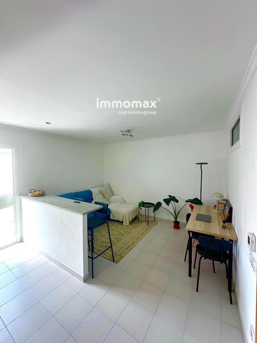 Appartement de 2 chambres à louer à Barcelone ville - 2 000 € (Ref: 8912460)