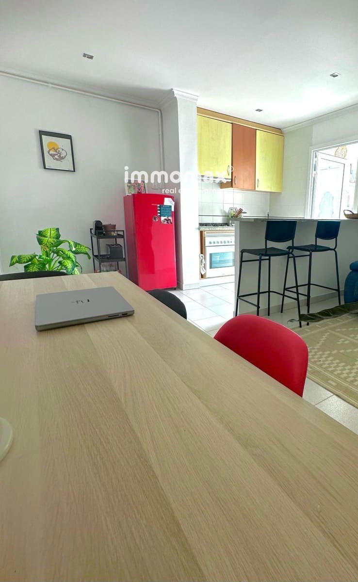 Appartement de 2 chambres à louer à Barcelone ville - 2 000 € (Ref: 8912460)