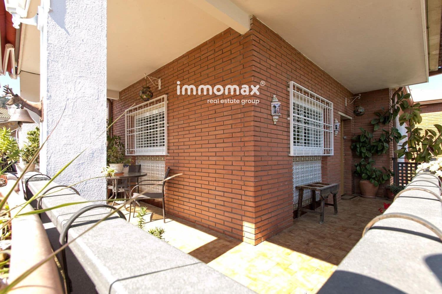 6 soveværelse Villa til salg i Cervello med swimmingpool garage - € 490.000 (Ref: 8913643)