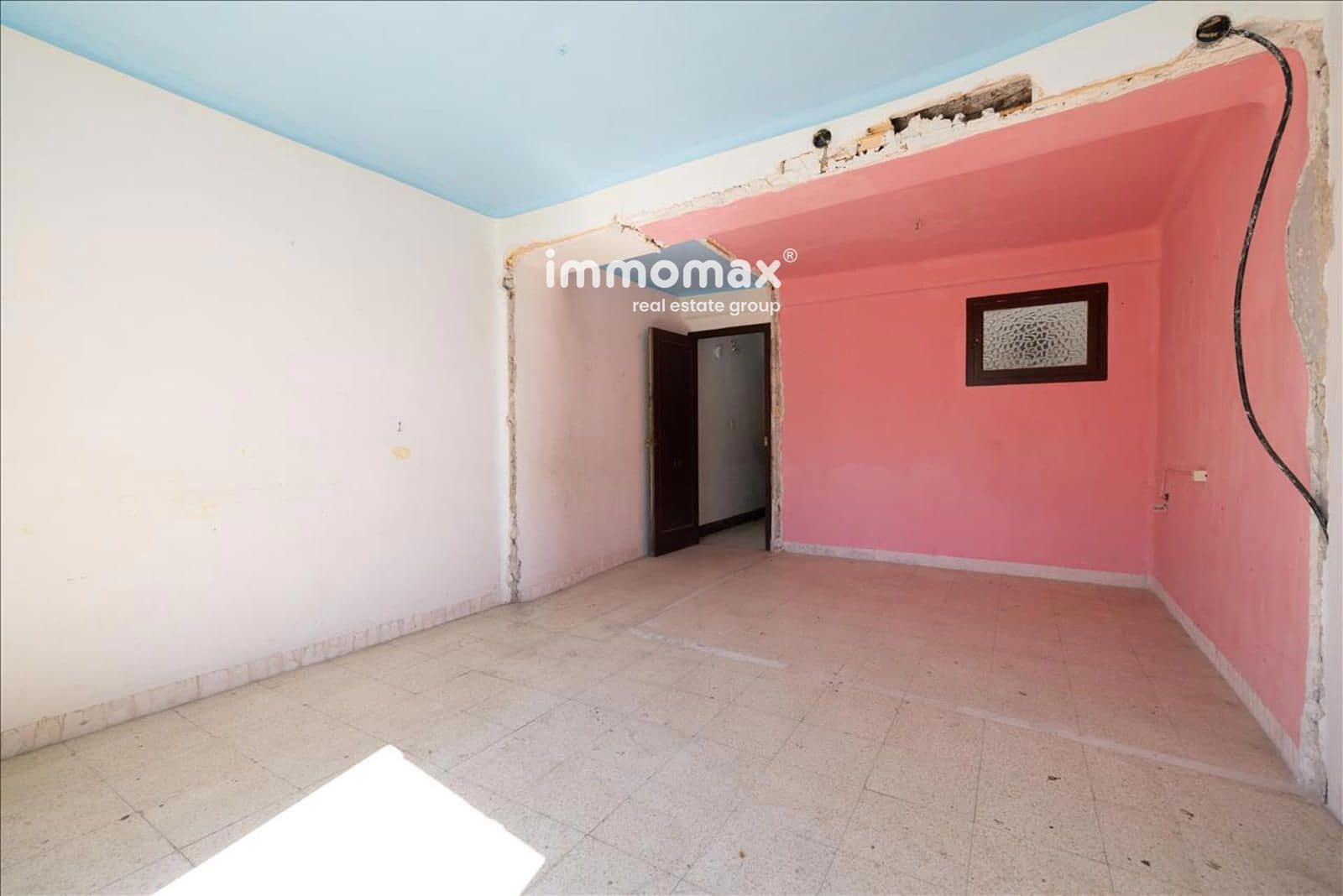 10 soveværelse Villa til salg i Corbera d'Ebre - € 79.000 (Ref: 8927625)