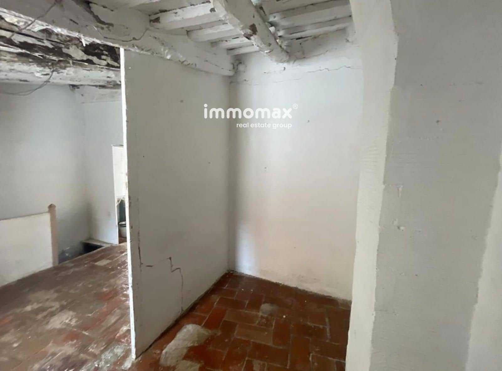 5 soveværelse Villa til salg i Tivenys - € 20.000 (Ref: 8927626)