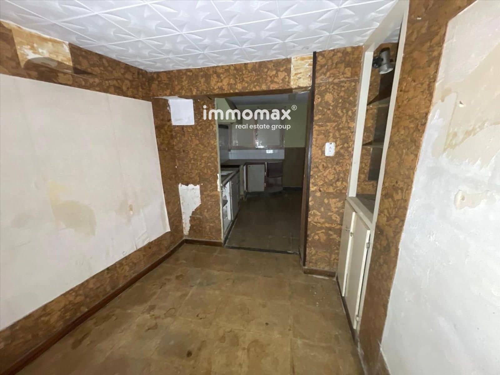 5 soveværelse Villa til salg i Tivenys - € 20.000 (Ref: 8927626)