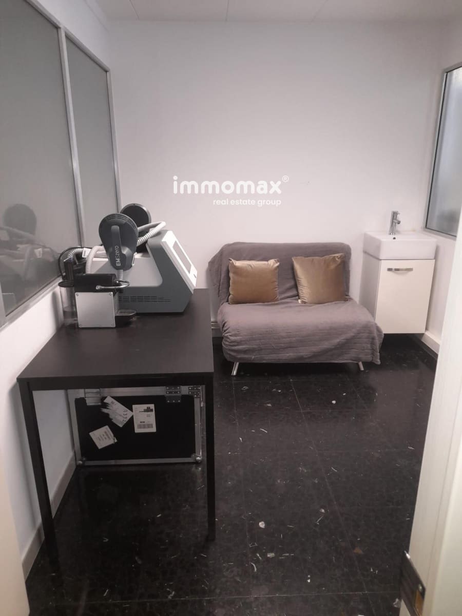 Biuro do wynajęcia w Miasto Barcelona - 450 € (Ref: 8952145)