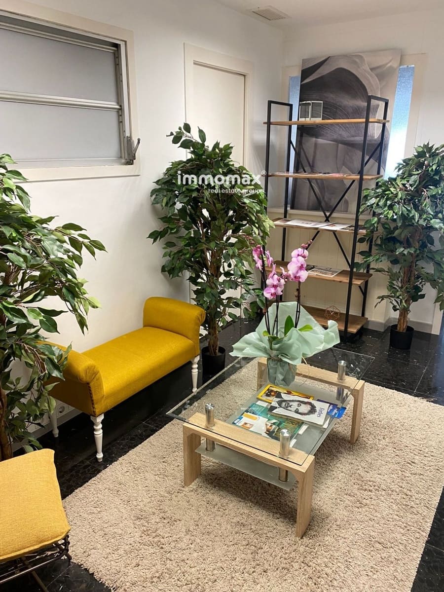 Biuro do wynajęcia w Miasto Barcelona - 450 € (Ref: 8952145)