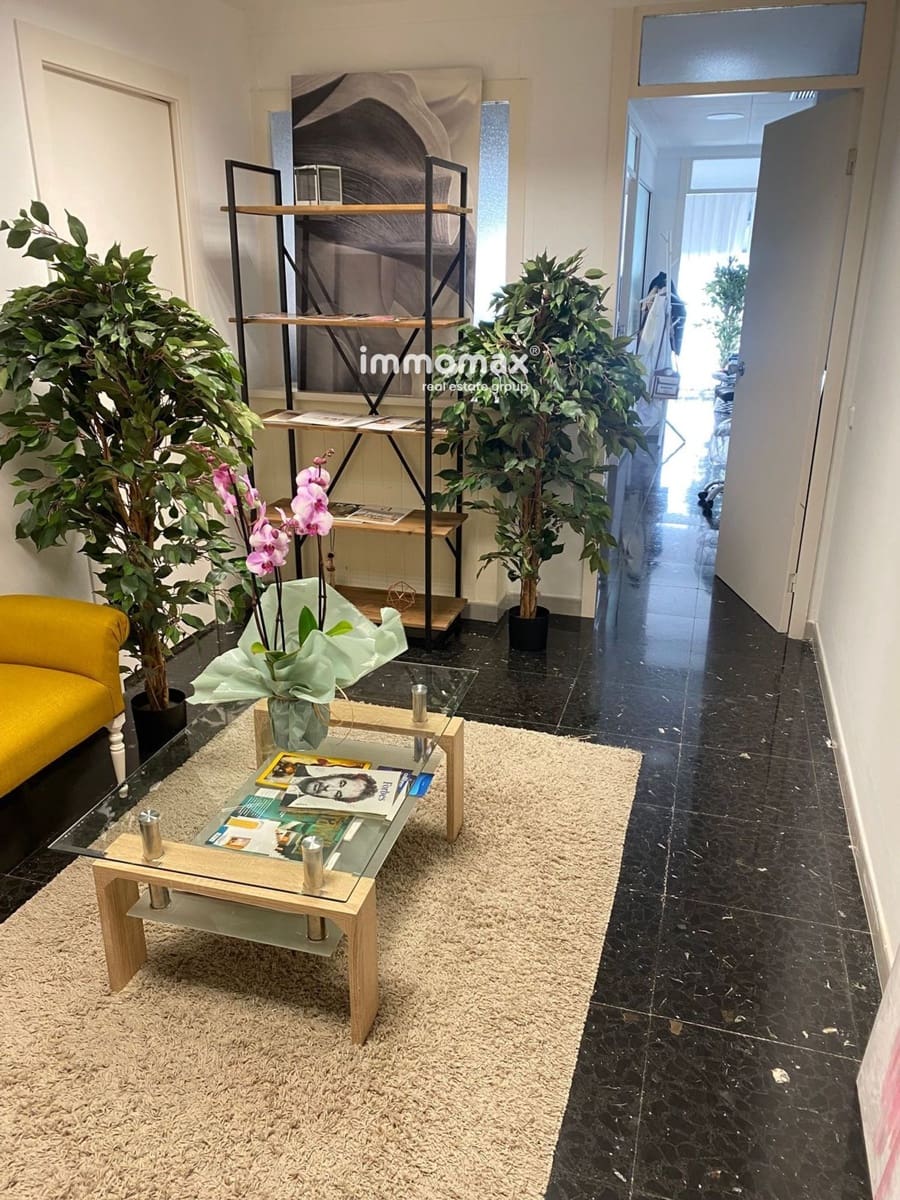 Biuro do wynajęcia w Miasto Barcelona - 450 € (Ref: 8952145)