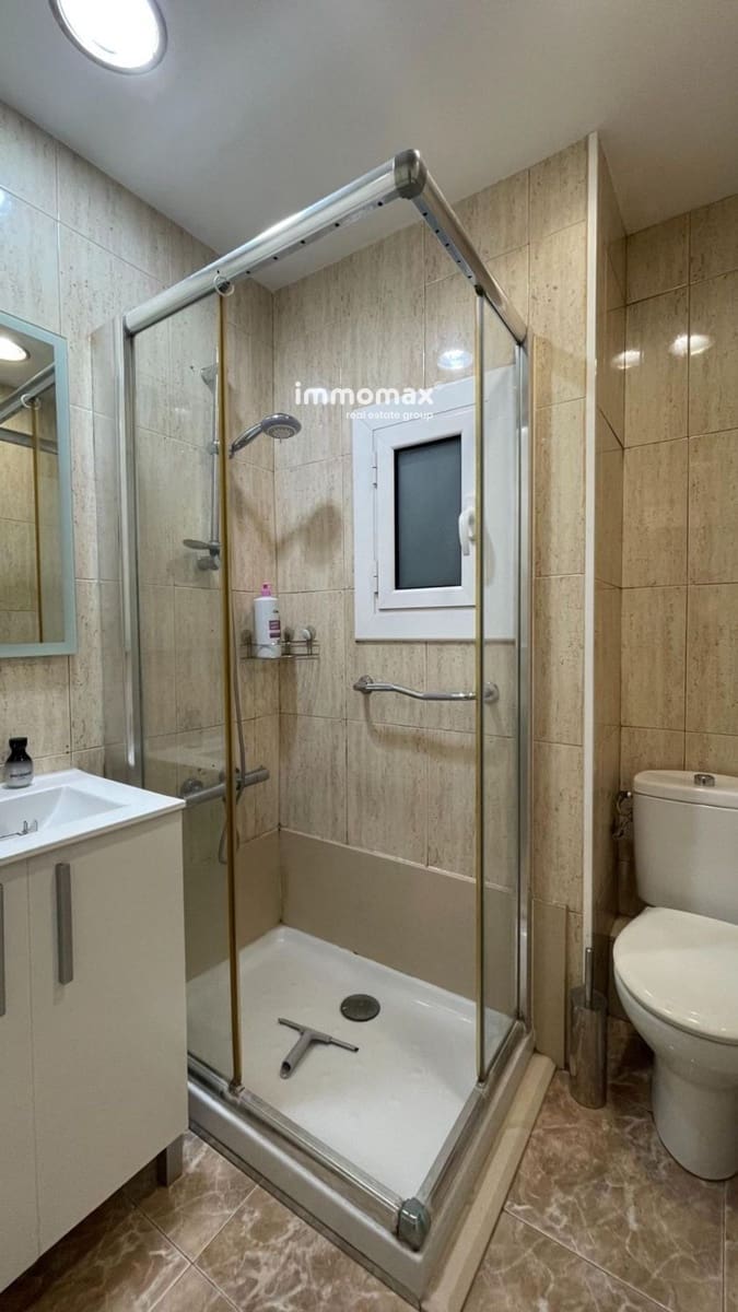 Lejlighed til salg i Sant Feliu de Llobregat - € 115.000 (Ref: 8952146)