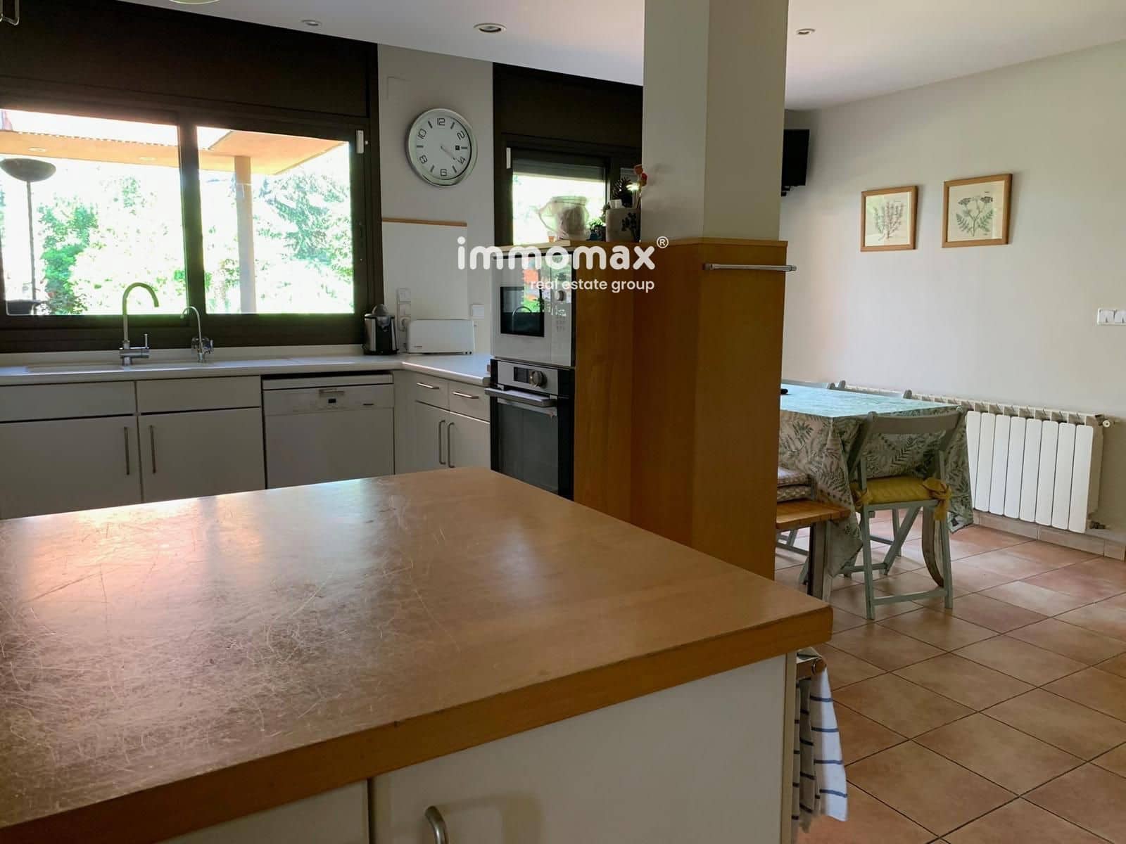 6 bedroom Villa for sale in Gelida with garage - € 1,200,000 (Ref: 8967683)