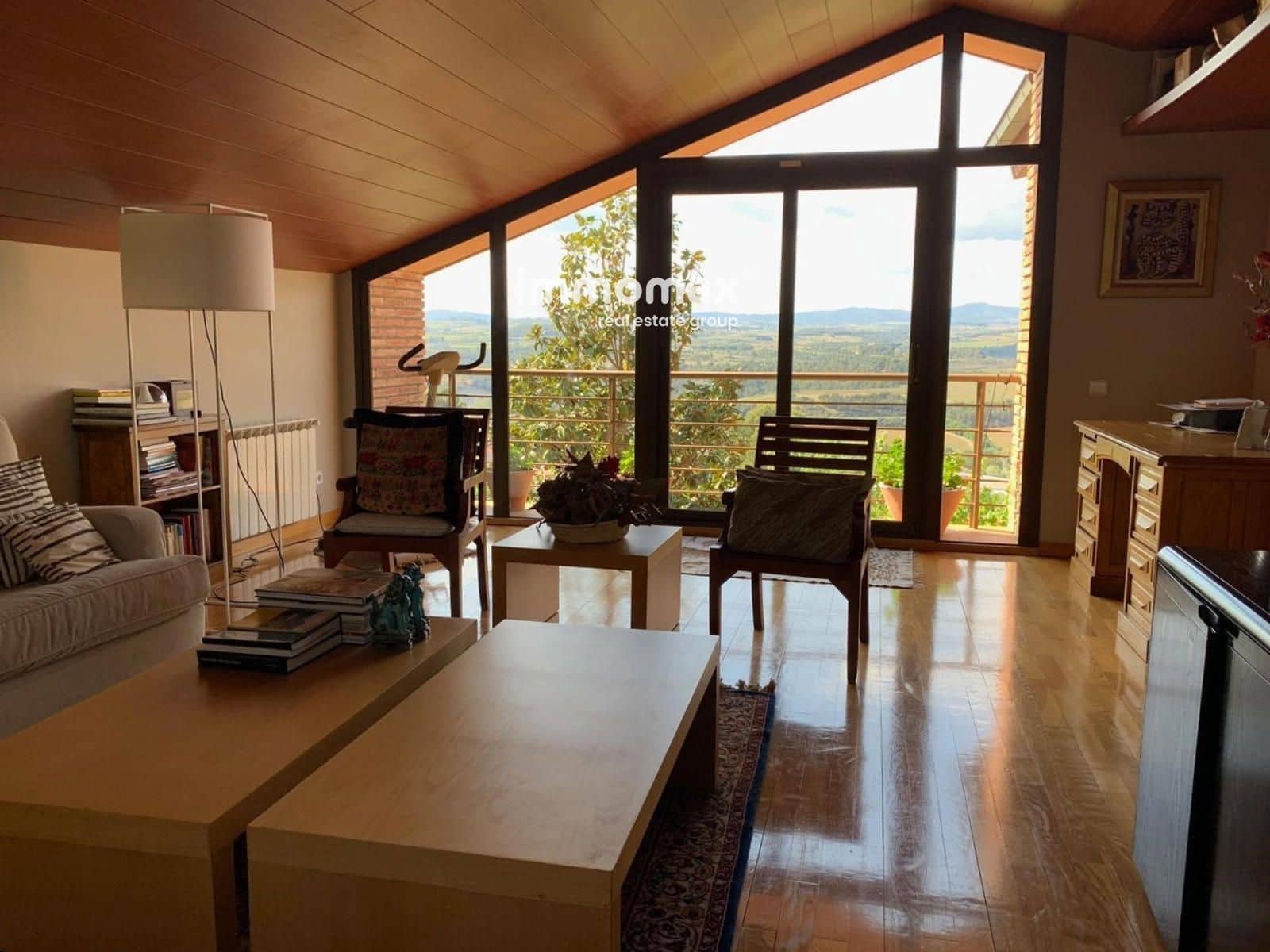 6 bedroom Villa for sale in Gelida with garage - € 1,200,000 (Ref: 8967683)