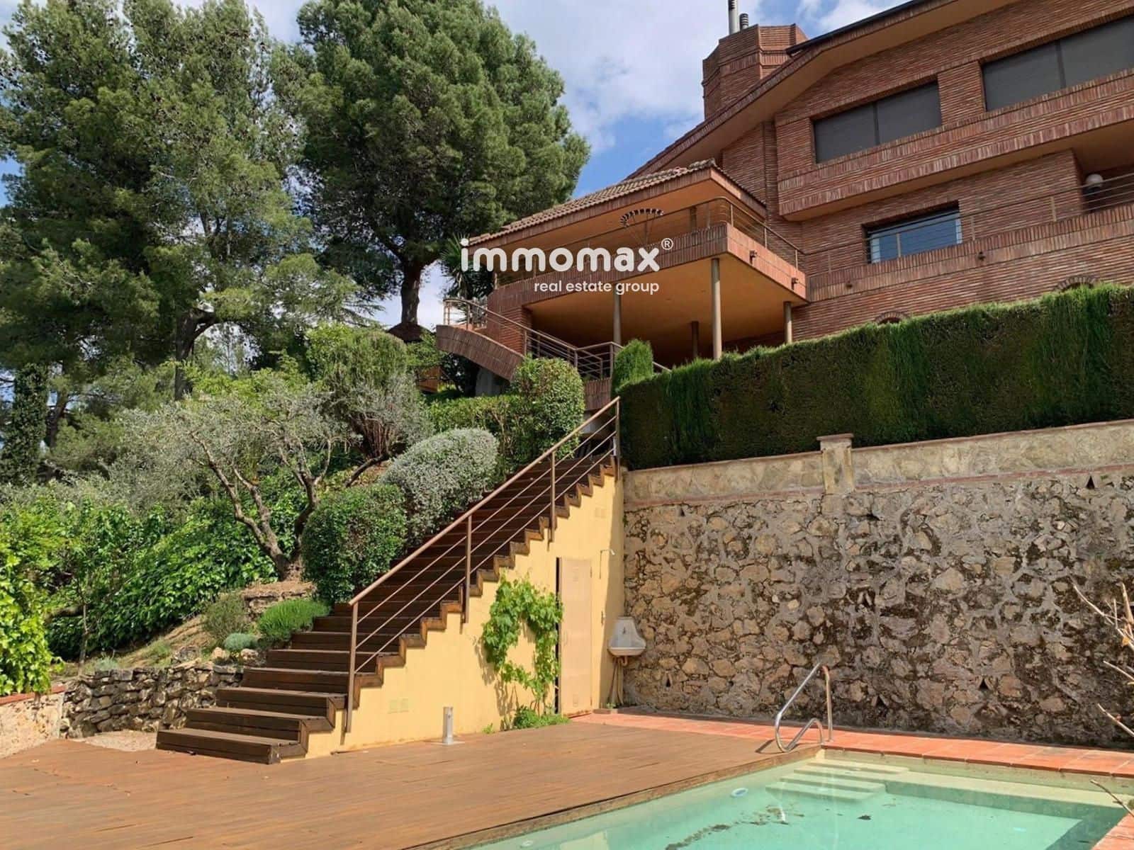 6 bedroom Villa for sale in Gelida with garage - € 1,200,000 (Ref: 8967683)