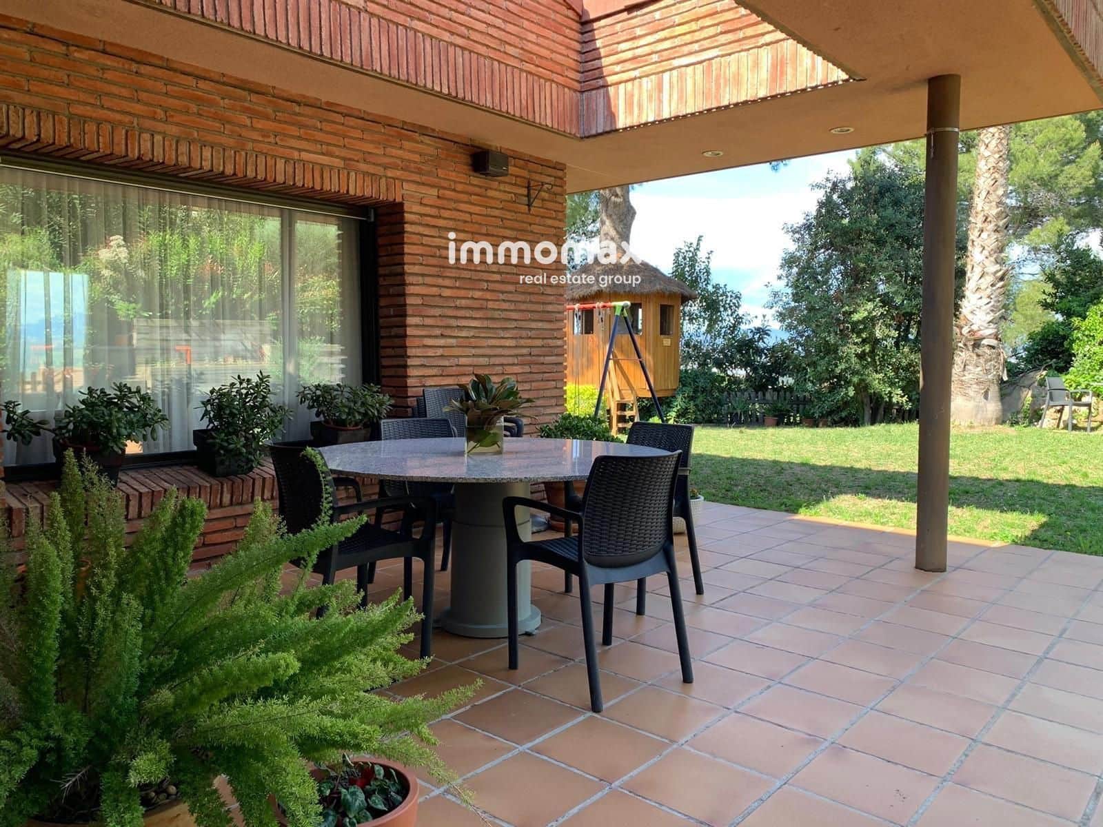 6 bedroom Villa for sale in Gelida with garage - € 1,200,000 (Ref: 8967683)