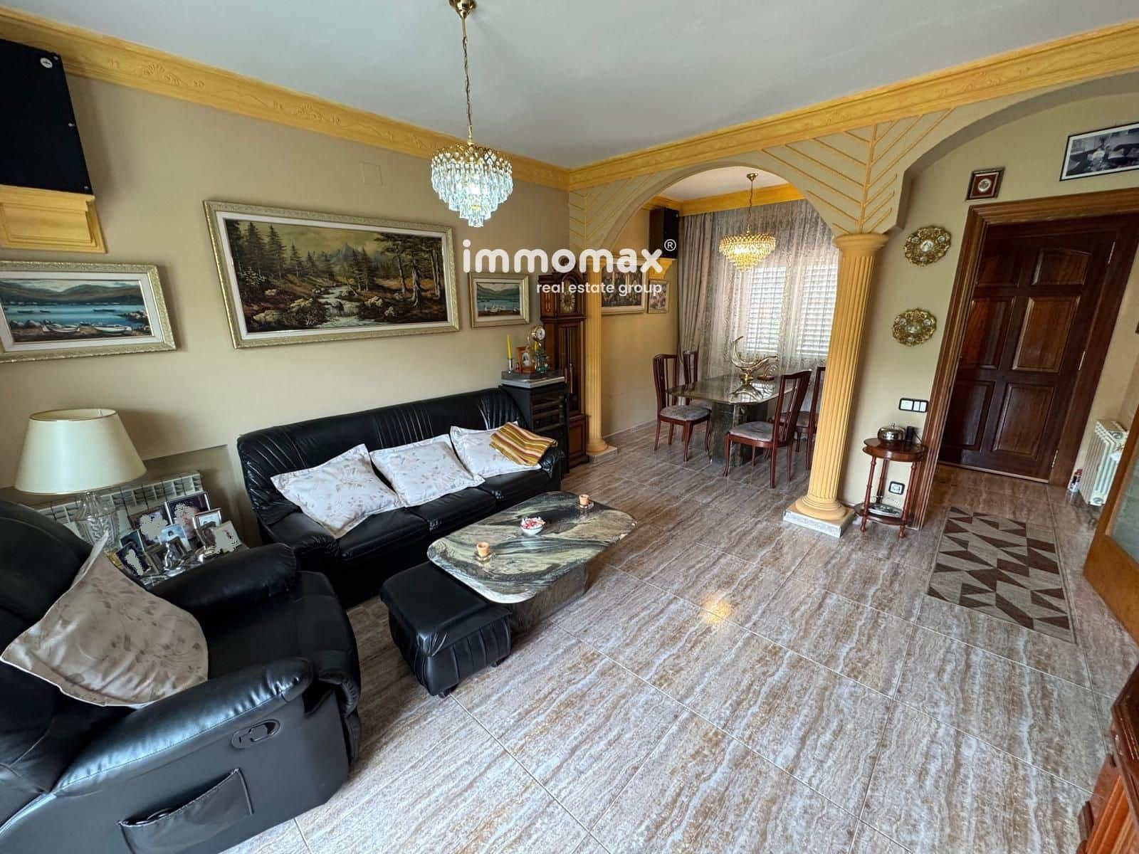 7 soveværelse Villa til salg i Santa Coloma de Cervello med garage - € 550.000 (Ref: 8982910)