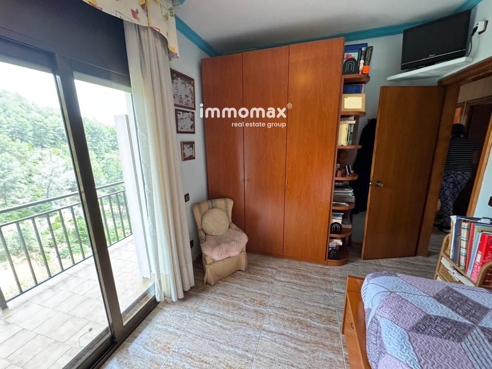 7 soveværelse Villa til salg i Santa Coloma de Cervello med garage - € 550.000 (Ref: 8982910)