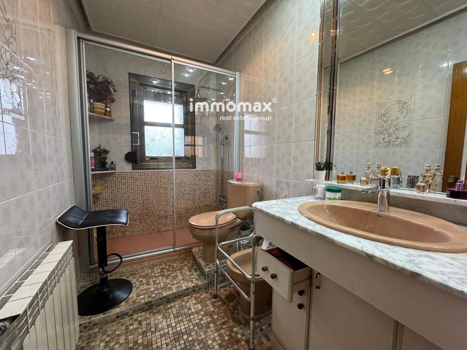 7 soveværelse Villa til salg i Santa Coloma de Cervello med garage - € 550.000 (Ref: 8982910)