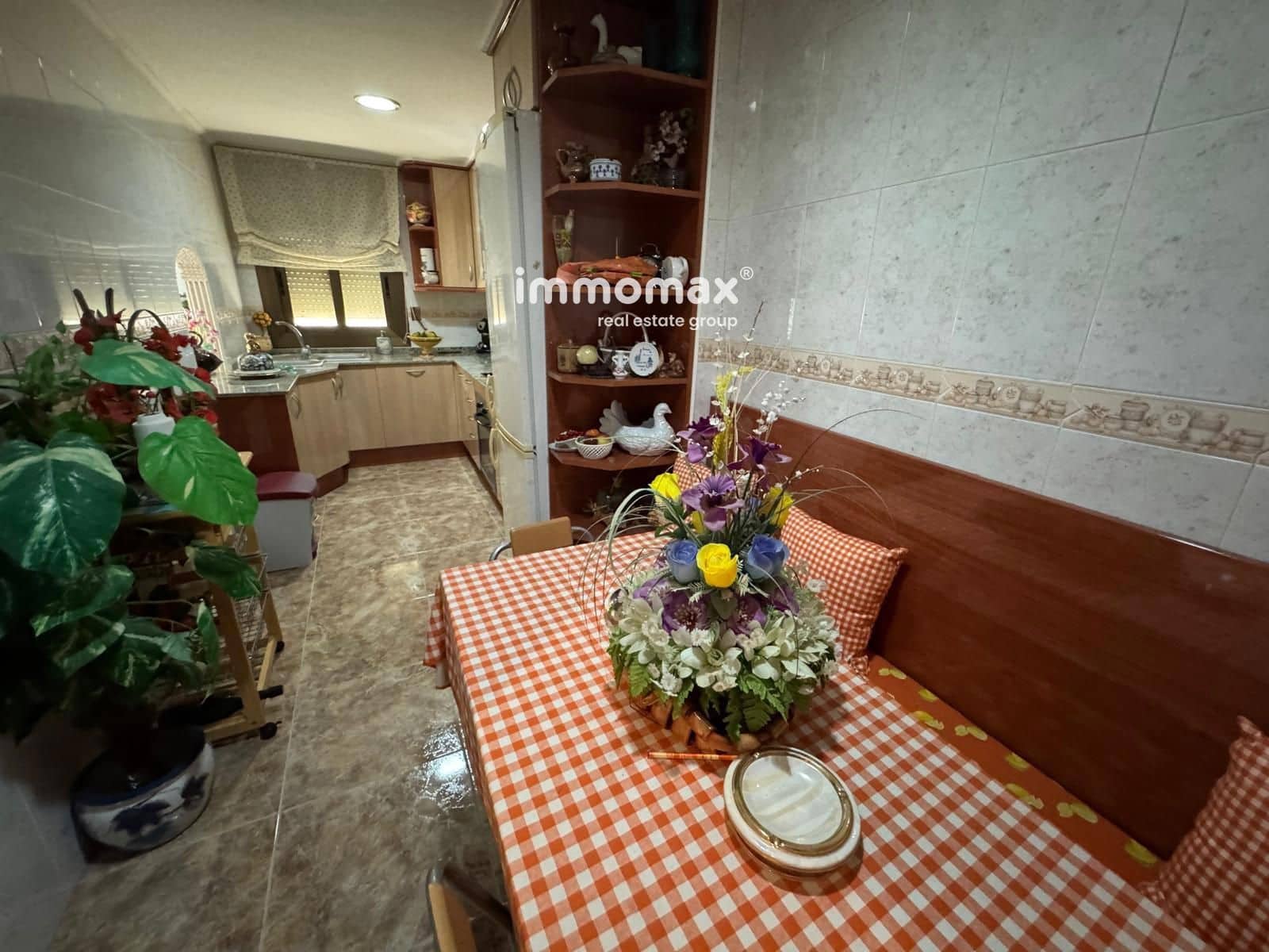 7 soveværelse Villa til salg i Santa Coloma de Cervello med garage - € 550.000 (Ref: 8982910)