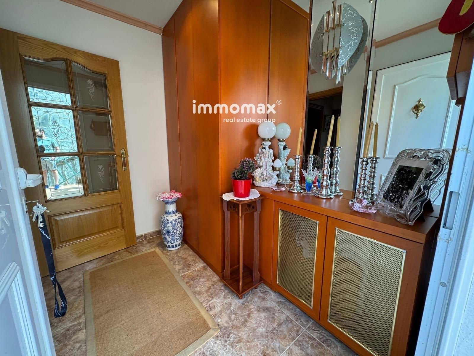 7 soveværelse Villa til salg i Santa Coloma de Cervello med garage - € 550.000 (Ref: 8982910)