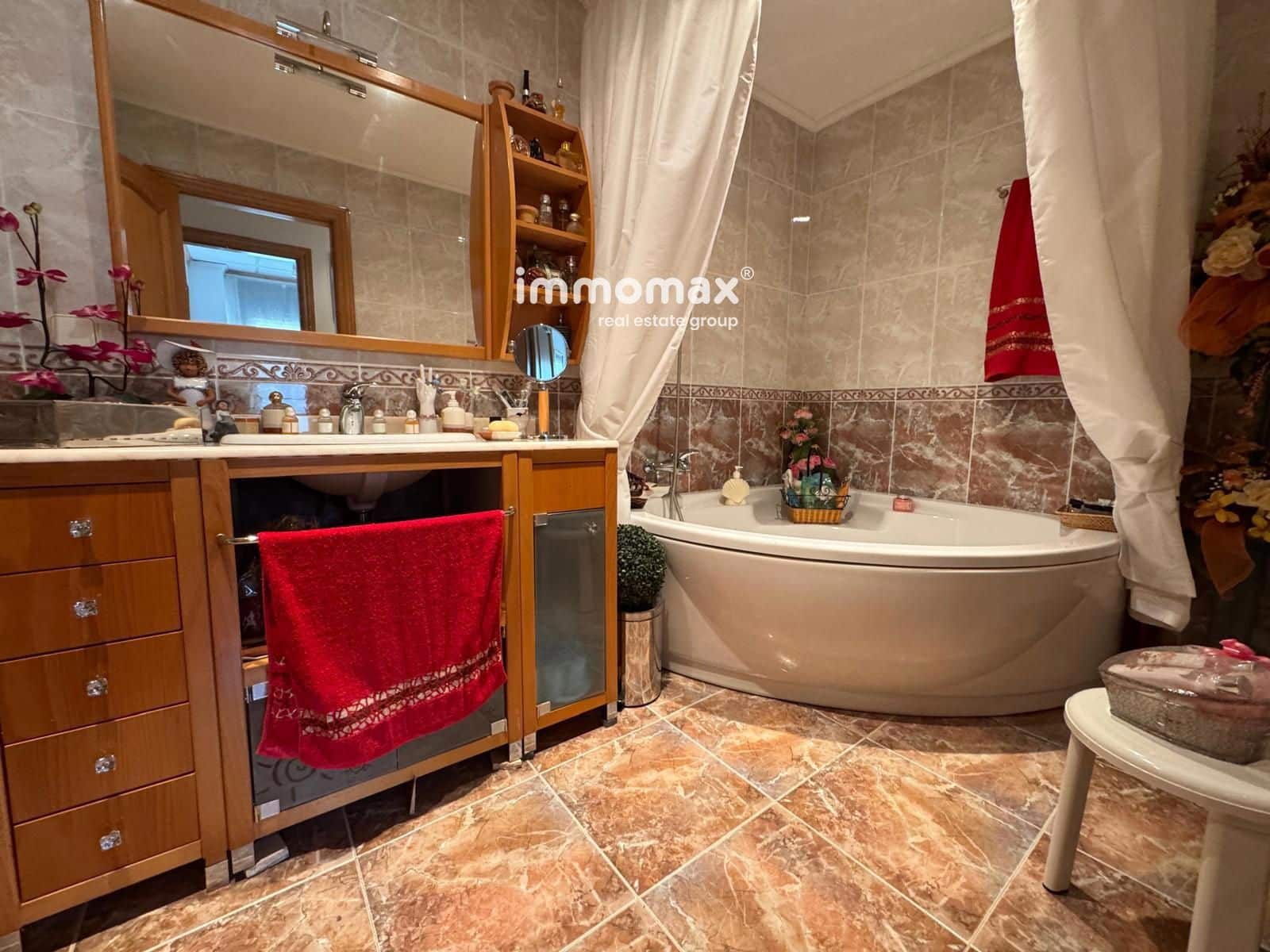 7 soveværelse Villa til salg i Santa Coloma de Cervello med garage - € 550.000 (Ref: 8982910)