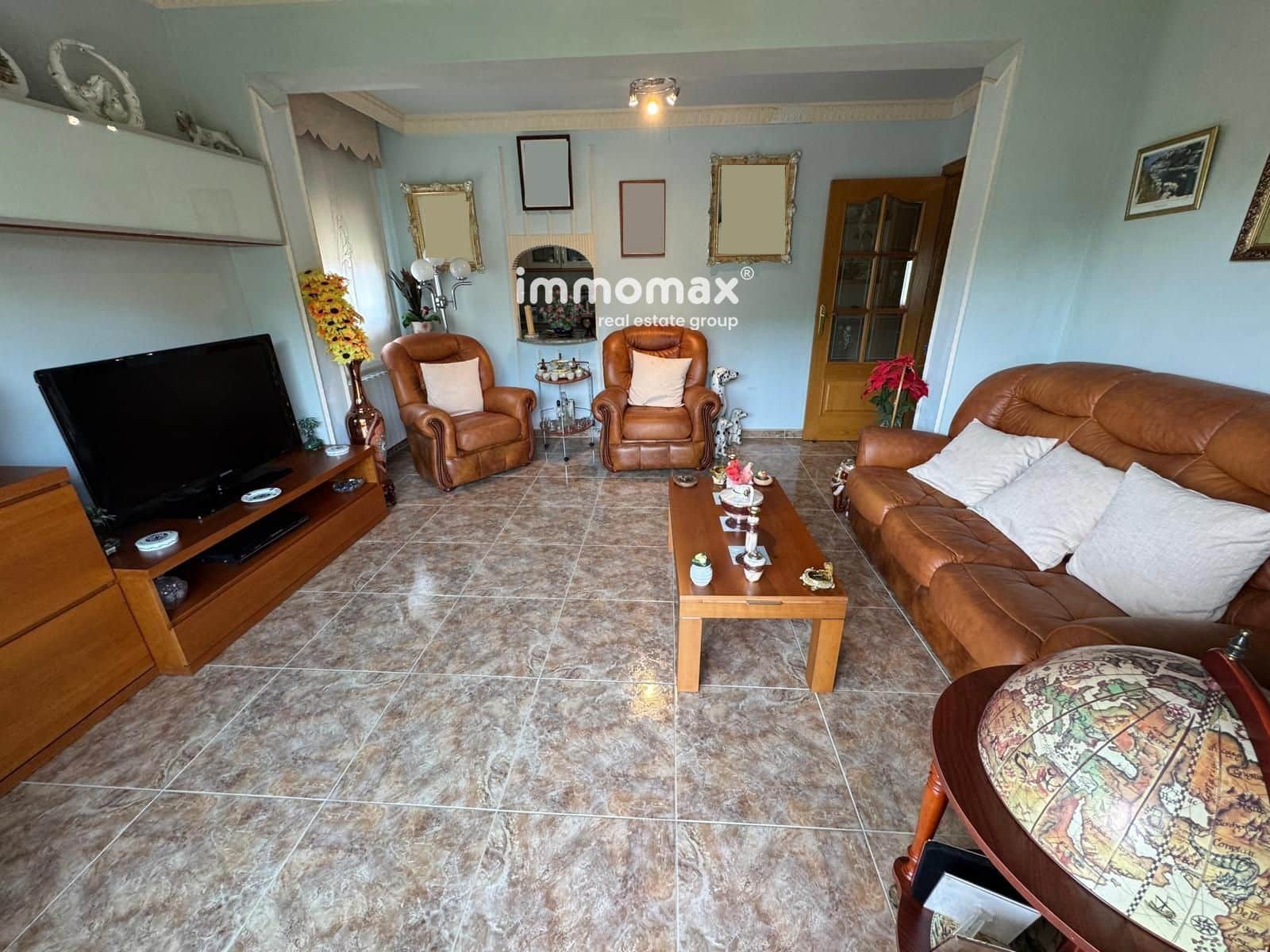 7 soveværelse Villa til salg i Santa Coloma de Cervello med garage - € 550.000 (Ref: 8982910)