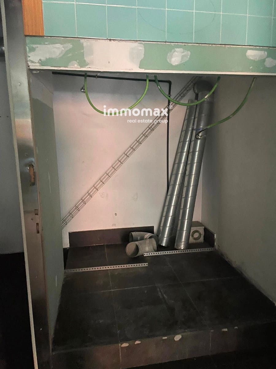 Comercial para arrendar em Barcelona cidade - 1 050 € (Ref: 8983741)