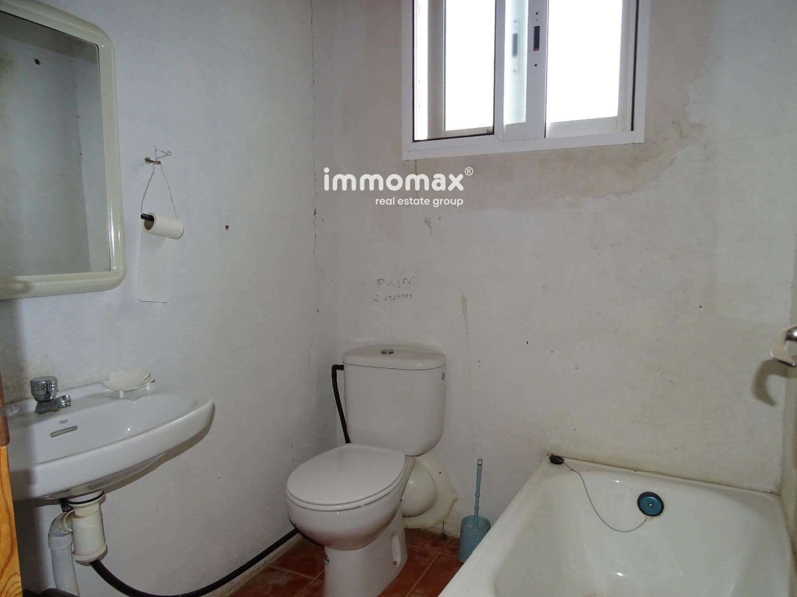 Grunde uden byggetilladelser til salg i Benifallet - € 210.000 (Ref: 8987259)