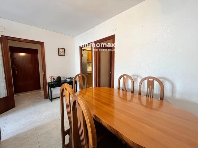 4 bedroom Flat for sale in Sant Pere de Ribes - € 220,000 (Ref: 8988910)