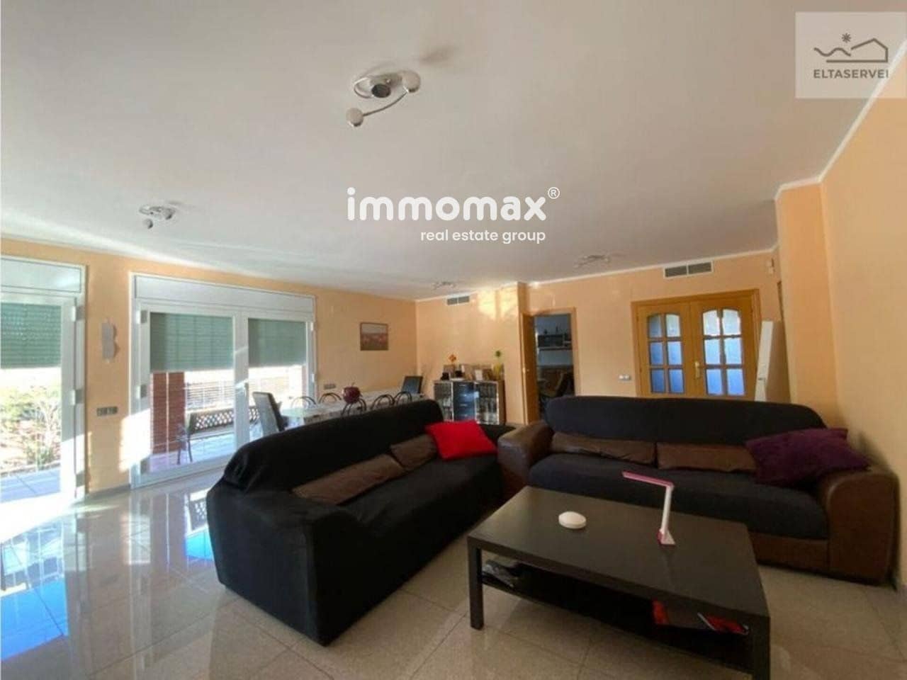 9 soverom Villa til salgs i Castelldefels med svømmebasseng garasje - € 1 900 000 (Ref: 8990210)