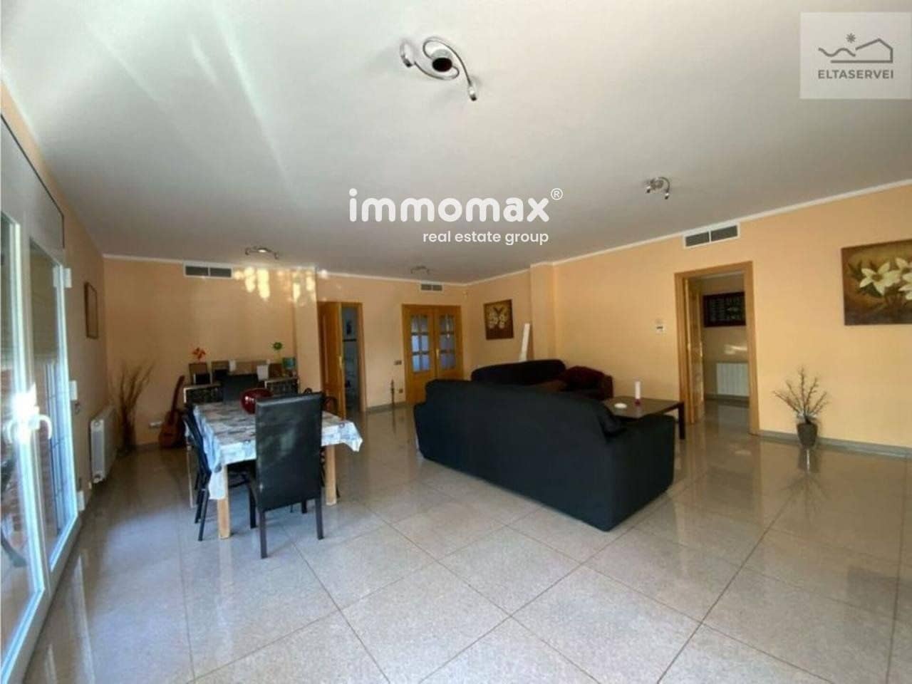 9 soverom Villa til salgs i Castelldefels med svømmebasseng garasje - € 1 900 000 (Ref: 8990210)