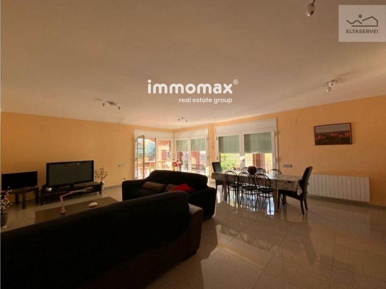 9 soverom Villa til salgs i Castelldefels med svømmebasseng garasje - € 1 900 000 (Ref: 8990210)