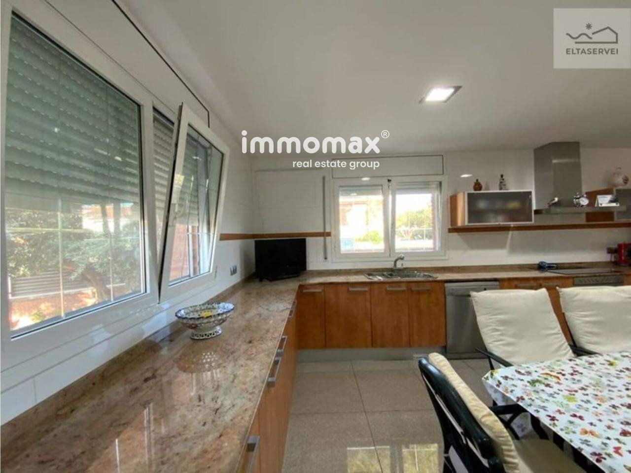 9 soverom Villa til salgs i Castelldefels med svømmebasseng garasje - € 1 900 000 (Ref: 8990210)