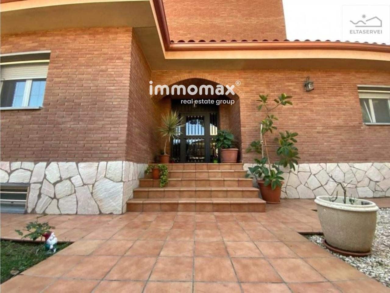 9 soverom Villa til salgs i Castelldefels med svømmebasseng garasje - € 1 900 000 (Ref: 8990210)