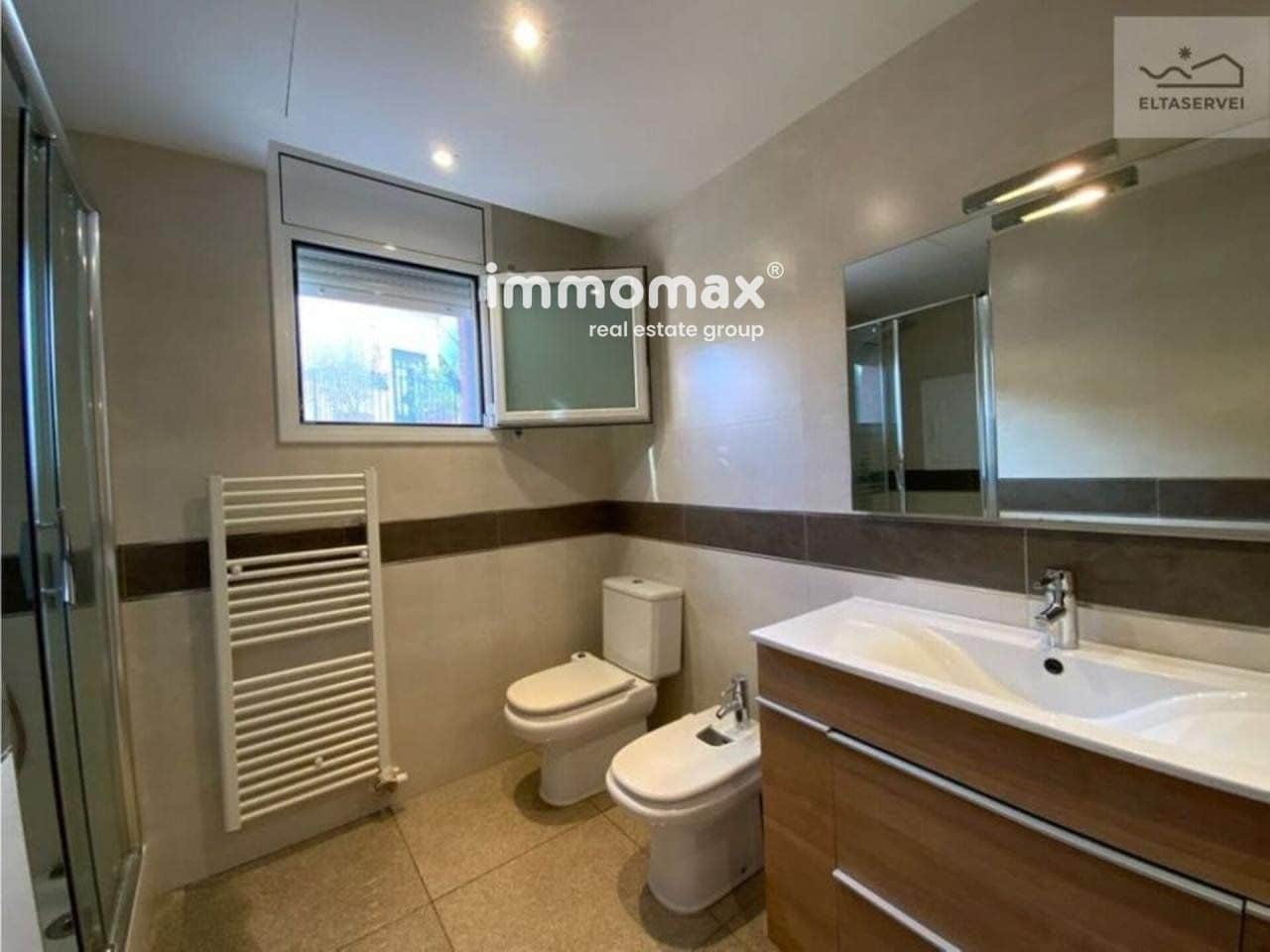 9 soverom Villa til salgs i Castelldefels med svømmebasseng garasje - € 1 900 000 (Ref: 8990210)