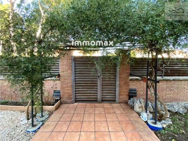 9 Zimmer Villa zu verkaufen in Castelldefels mit Pool Garage - 1.900.000 € (Ref: 8990210)