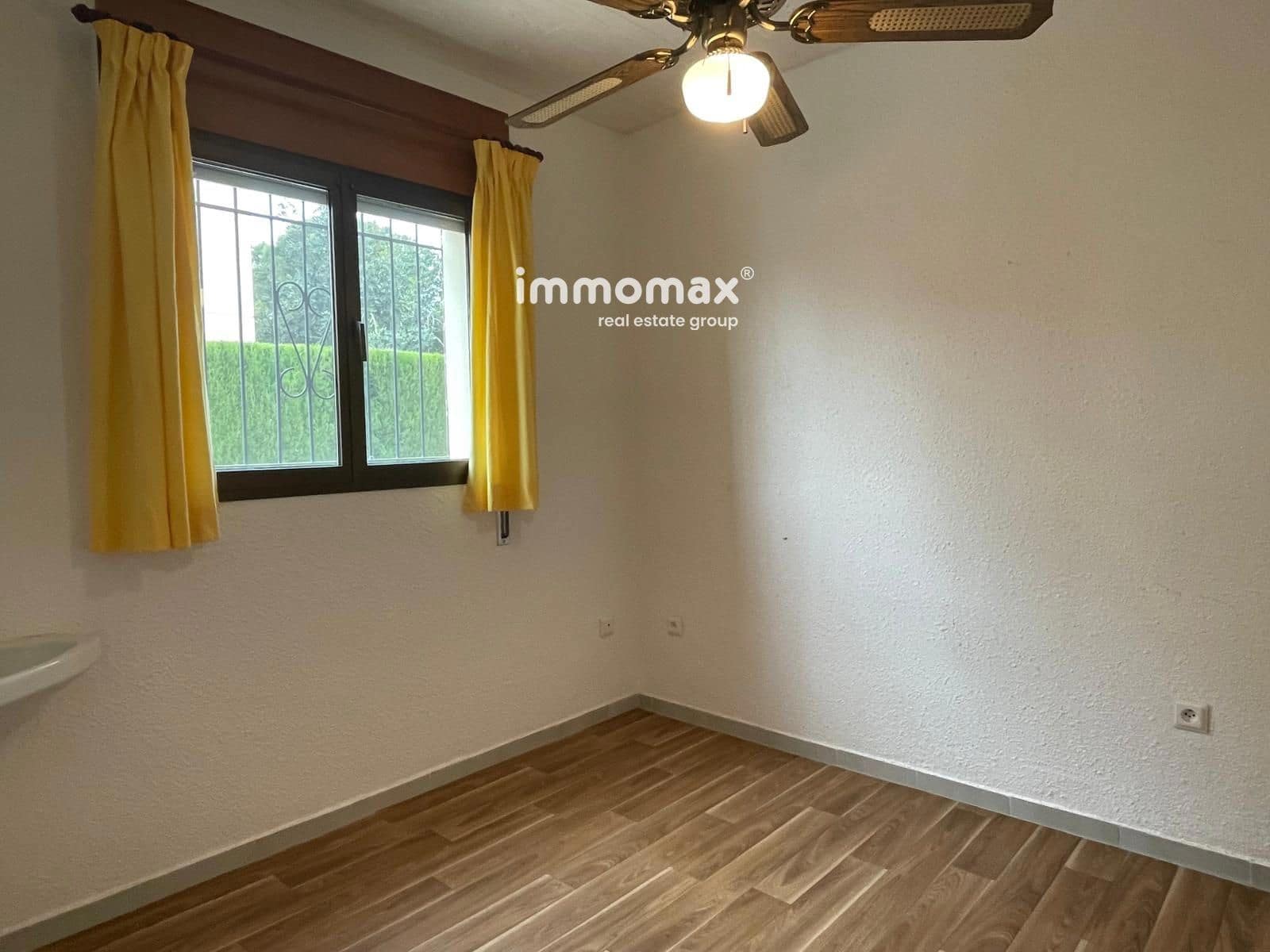 3 Zimmer Villa zu vermieten in L'Ampolla mit Pool Garage - 1.500 € (Ref: 8992938)