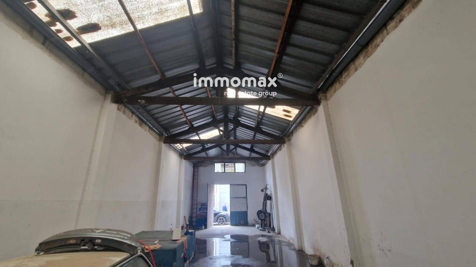 Commercieel te koop in L'Hospitalet de Llobregat - € 360.000 (Ref: 9006069)